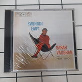 Sarah Vaughan And Her Trio - Swingin' Easy (CD)
