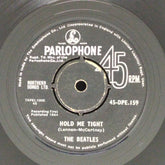 The Beatles - Hold Me Tight / I Saw Her Standing There (45-RPM)