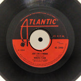 Roberta Flack - Just Like a Woman / Killing Me Softly with His Song (45-RPM)