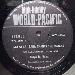 Satya Sai Baba - Chants The Bajans (Vinyl)