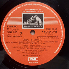 Asha Bhosle Presented By Ghulam Ali - Meraj-E-Ghazal (2 Vinyl)
