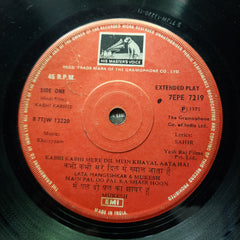 Khaiyyaam*, Sahir*, Sagar Sarhadi  - Kabhi Kabhie  (45-RPM)