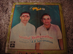 Kunnakkudi Vaidyanathan / Valayapatti Subramaniyam - Violin With Thavil (Vinyl) Image