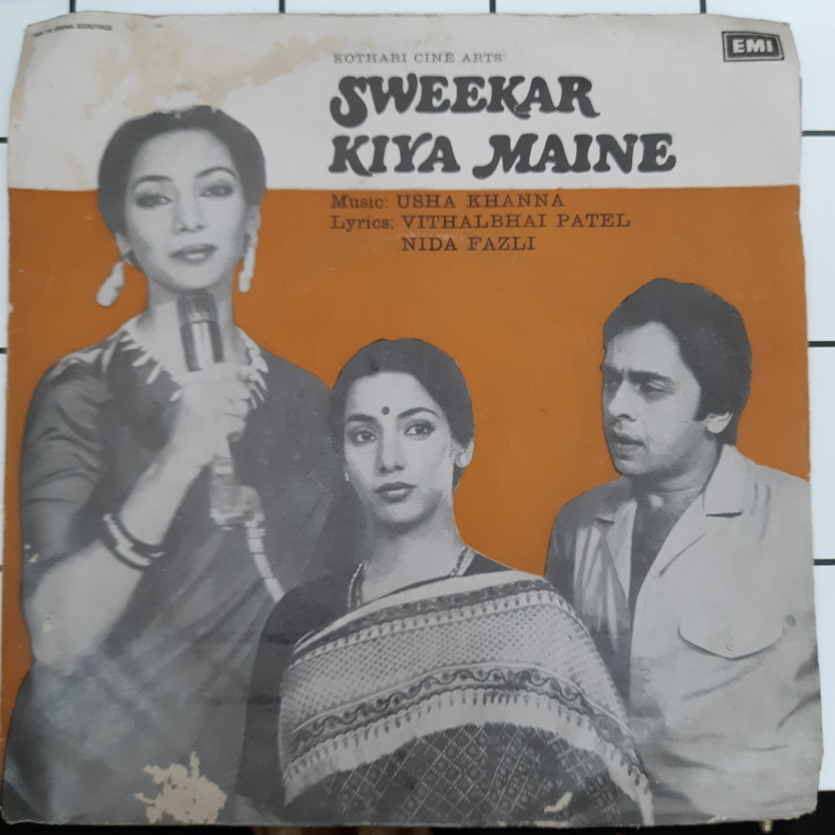 Usha Khanna - Sweekar Kiya Maine  (45-RPM)