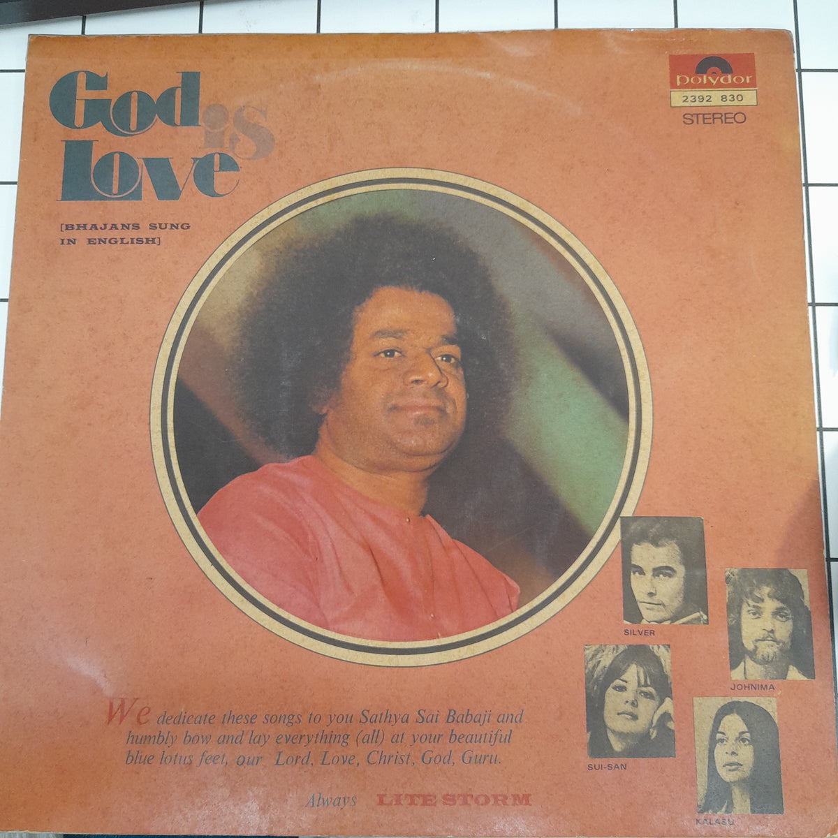 Various - God Is Love (English Bhajan)(Vinyl)