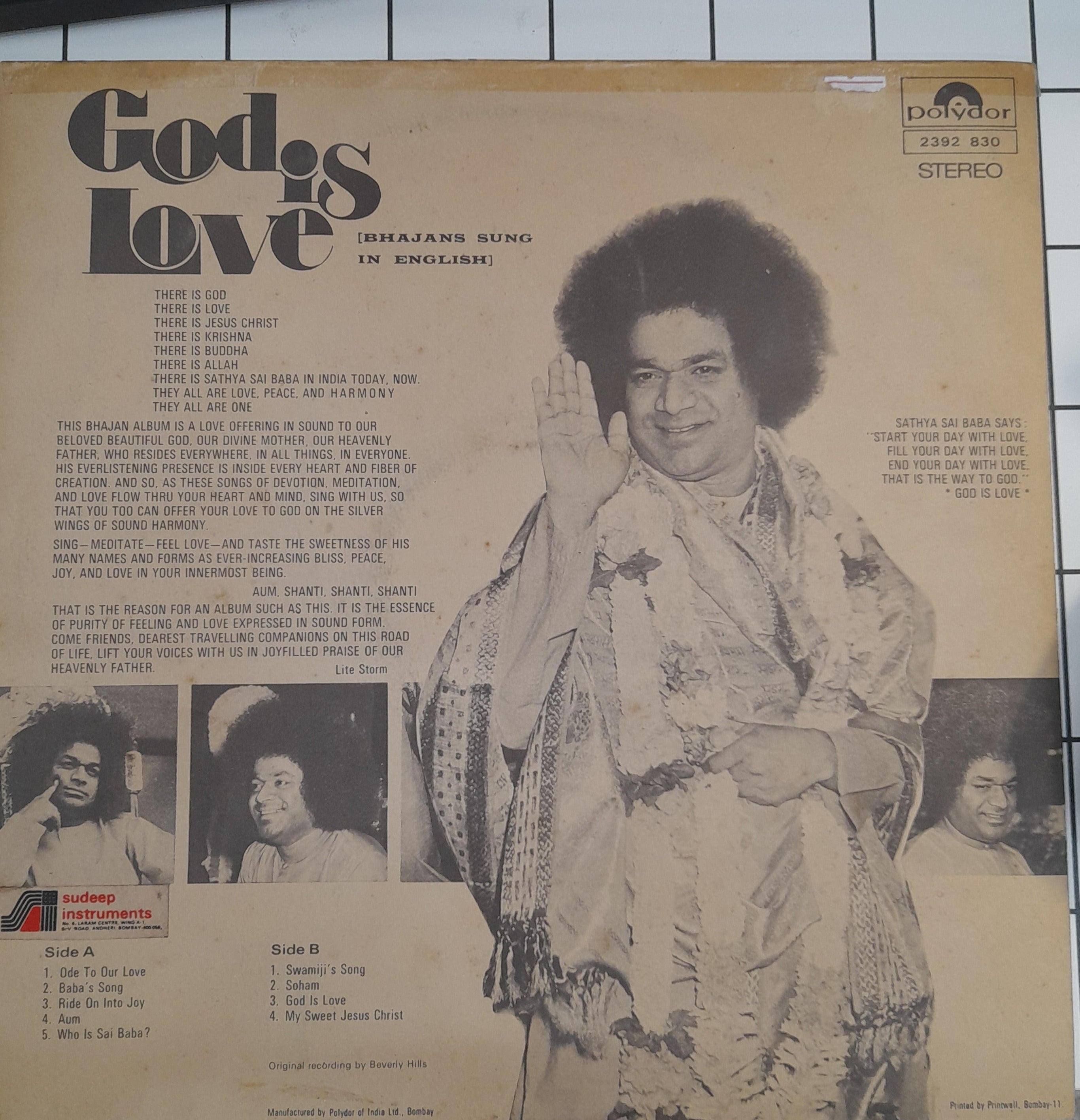 Various - God Is Love (English Bhajan)(Vinyl)