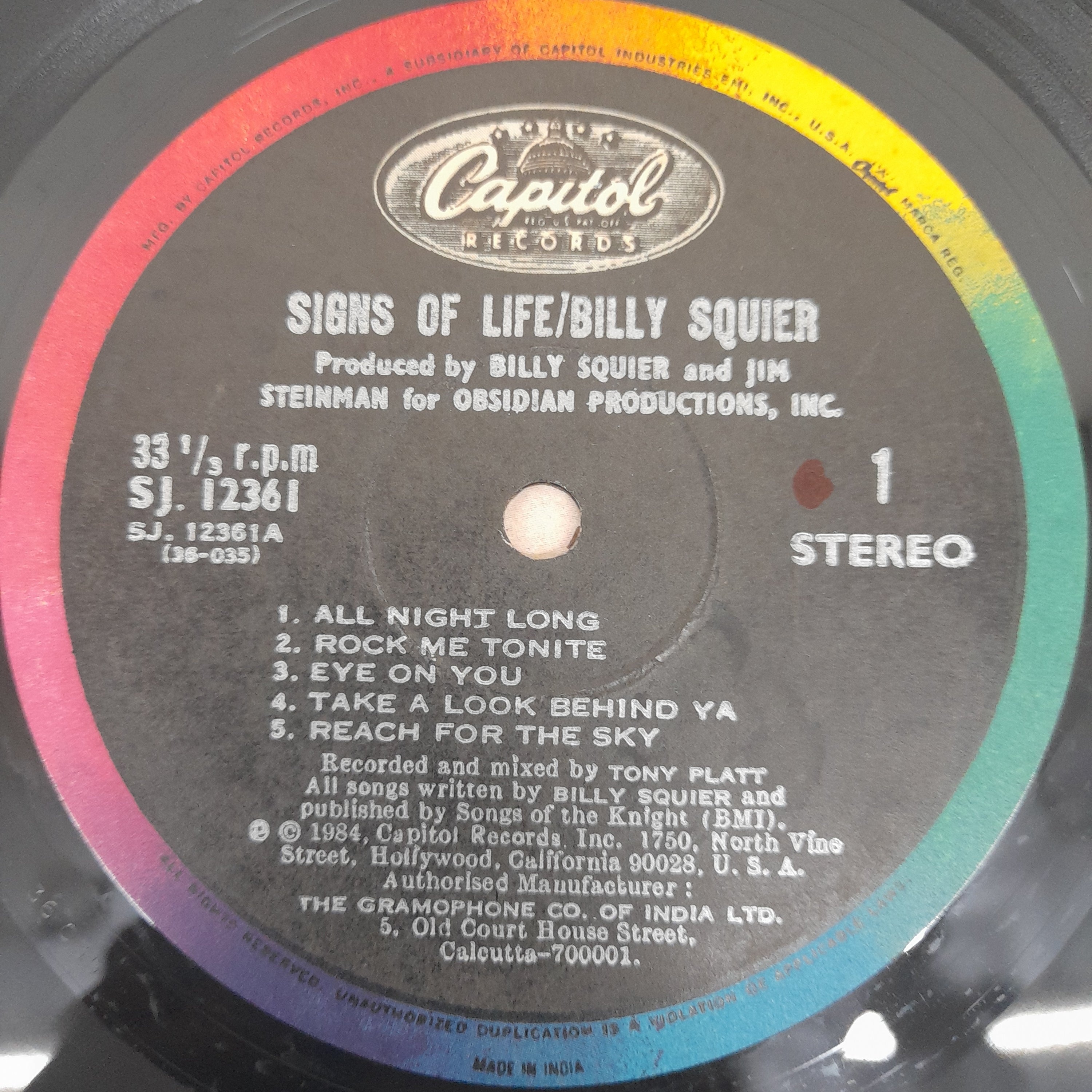 Billy Squier'S Wife: A Life Out Of The Spotlight - t0gylxa