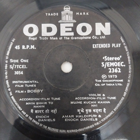 Enoch Daniels And His Orchestra - Bobby (45-RPM)