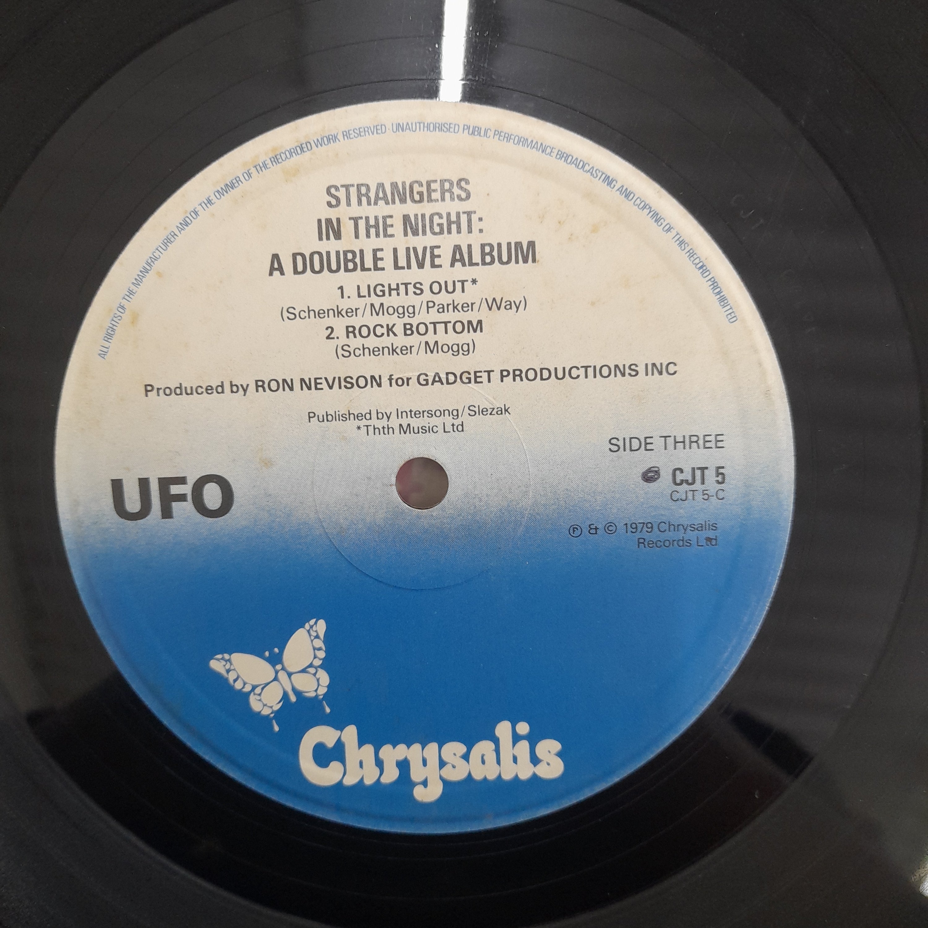 UFO (5) - Strangers In The Night (Vinyl) (2)