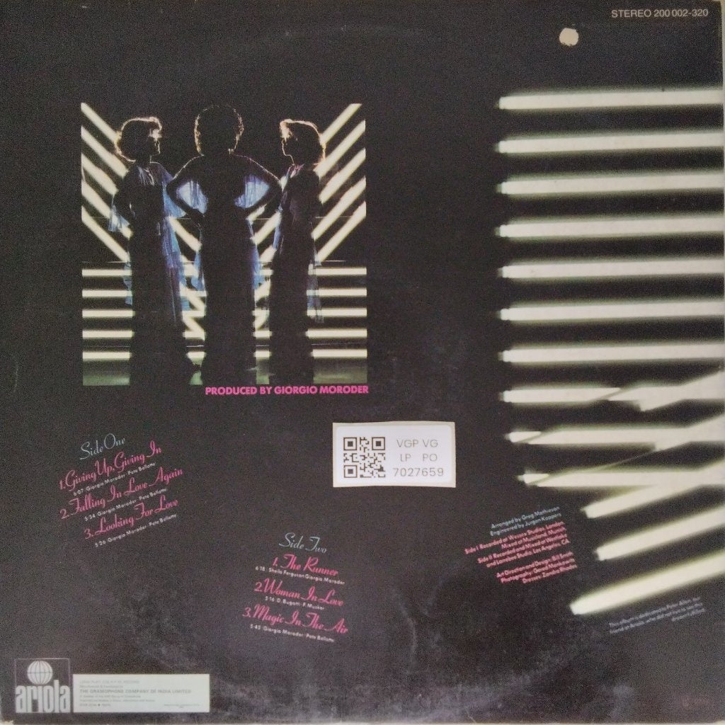 The Three Degrees - New Dimensions (Vinyl)