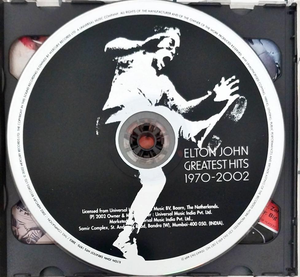 Elton John - Greatest Hits 1970-2002 (CD) (2)