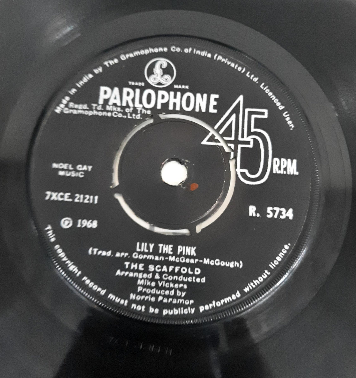 The Scaffold - Lily The Pink (45-RPM)