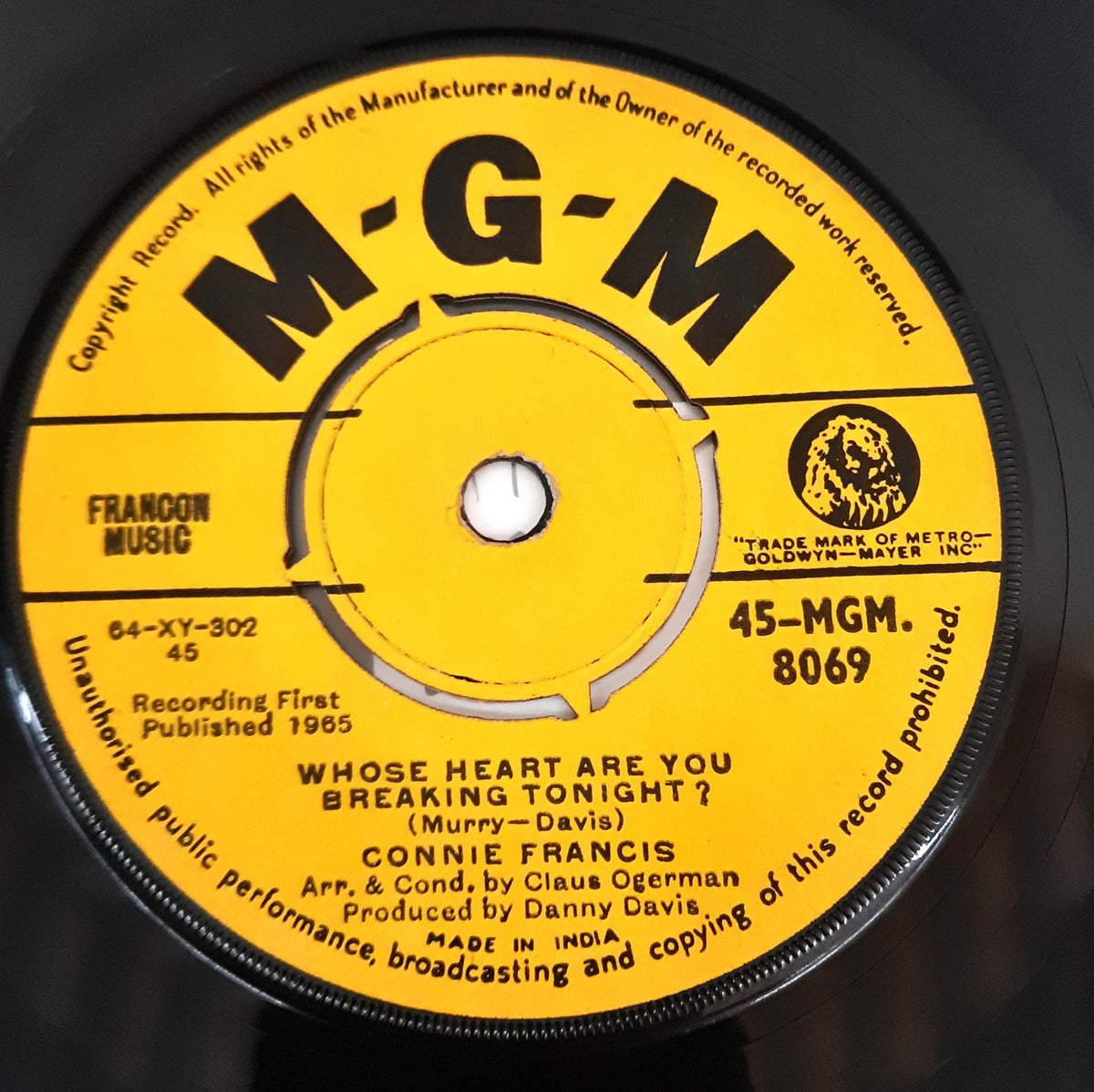 Connie Francis - Whose Heart Are You Breaking Tonight? (45-RPM)