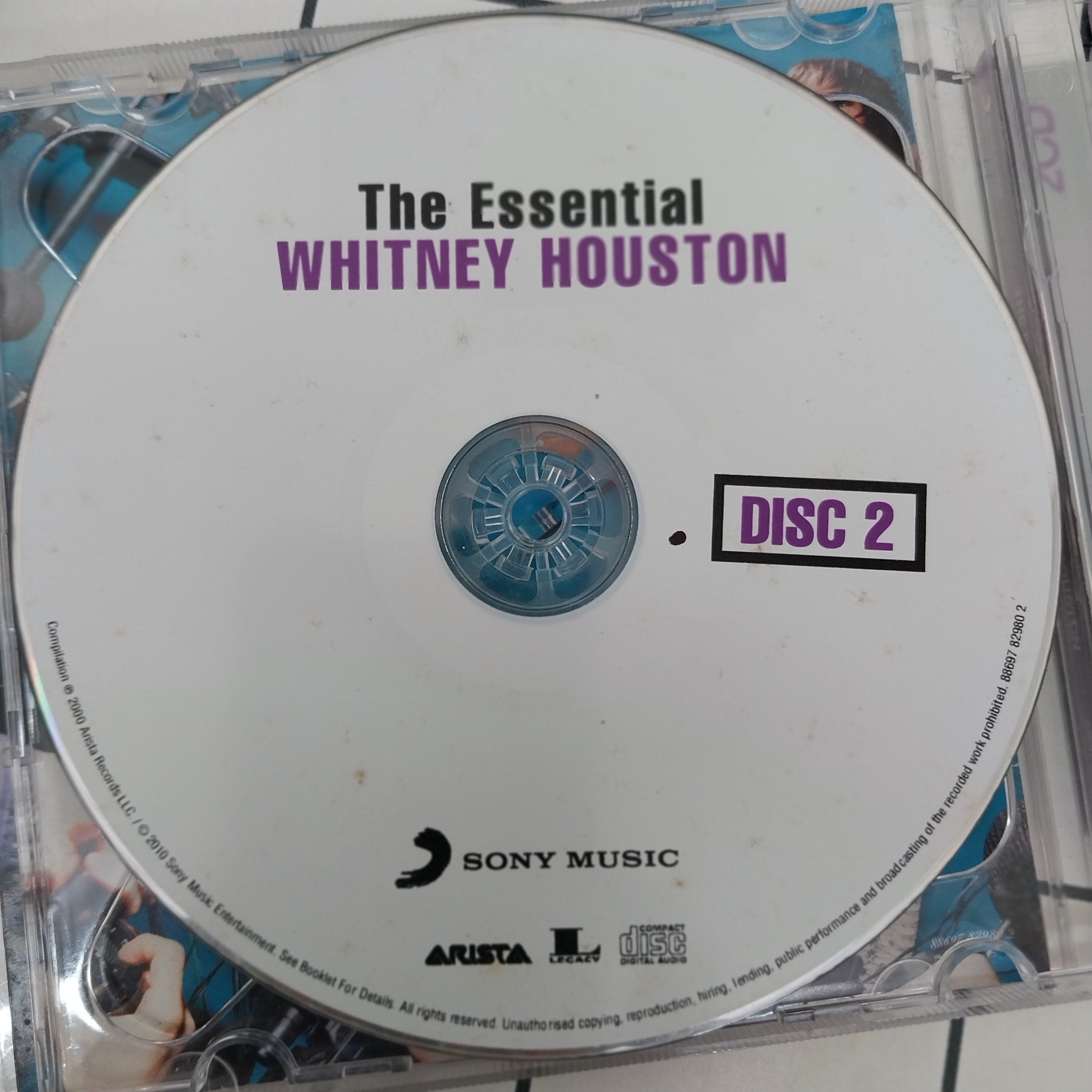 Whitney Houston - The Essential Whitney Houston (CD) (2)