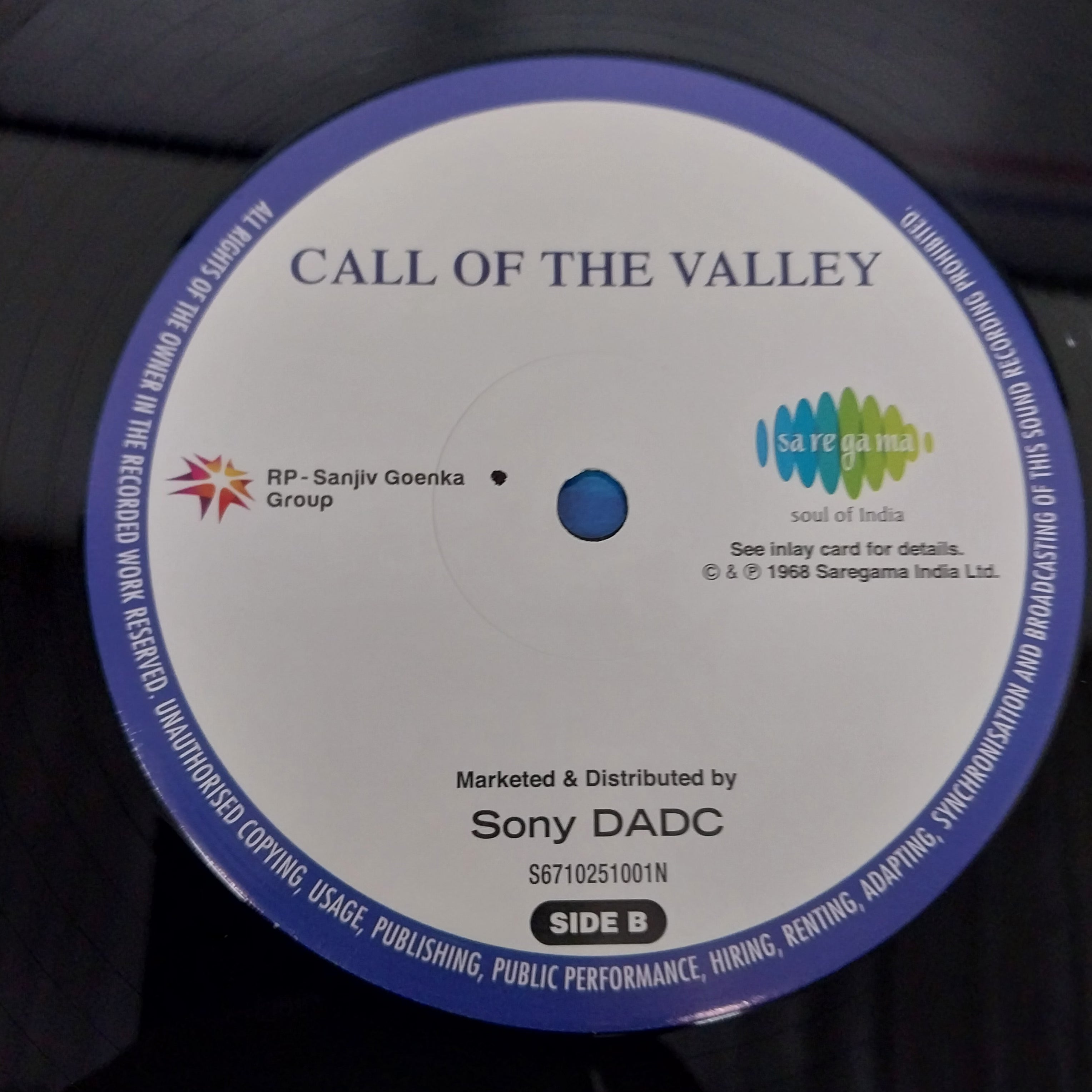 Pandit Shiv Kumar Sharma, Hariprasad Chaurasia, Brij Bhushan Kabra - Call Of The Valley (Vinyl)