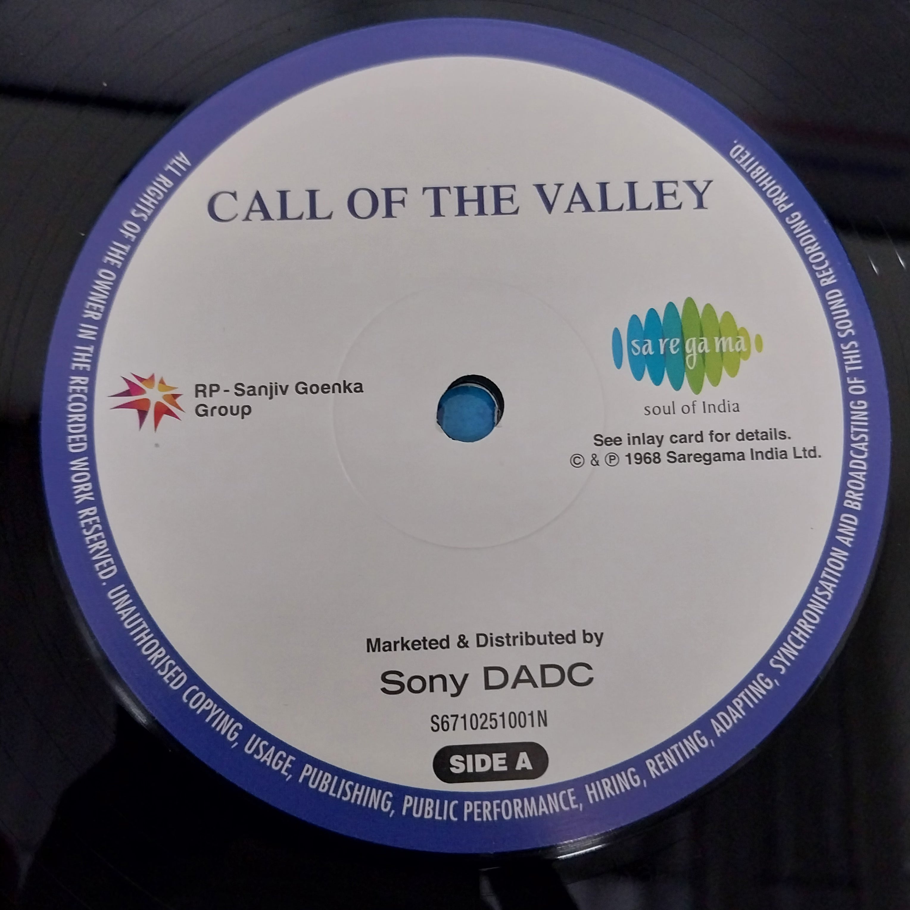 Pandit Shiv Kumar Sharma, Hariprasad Chaurasia, Brij Bhushan Kabra - Call Of The Valley (Vinyl)