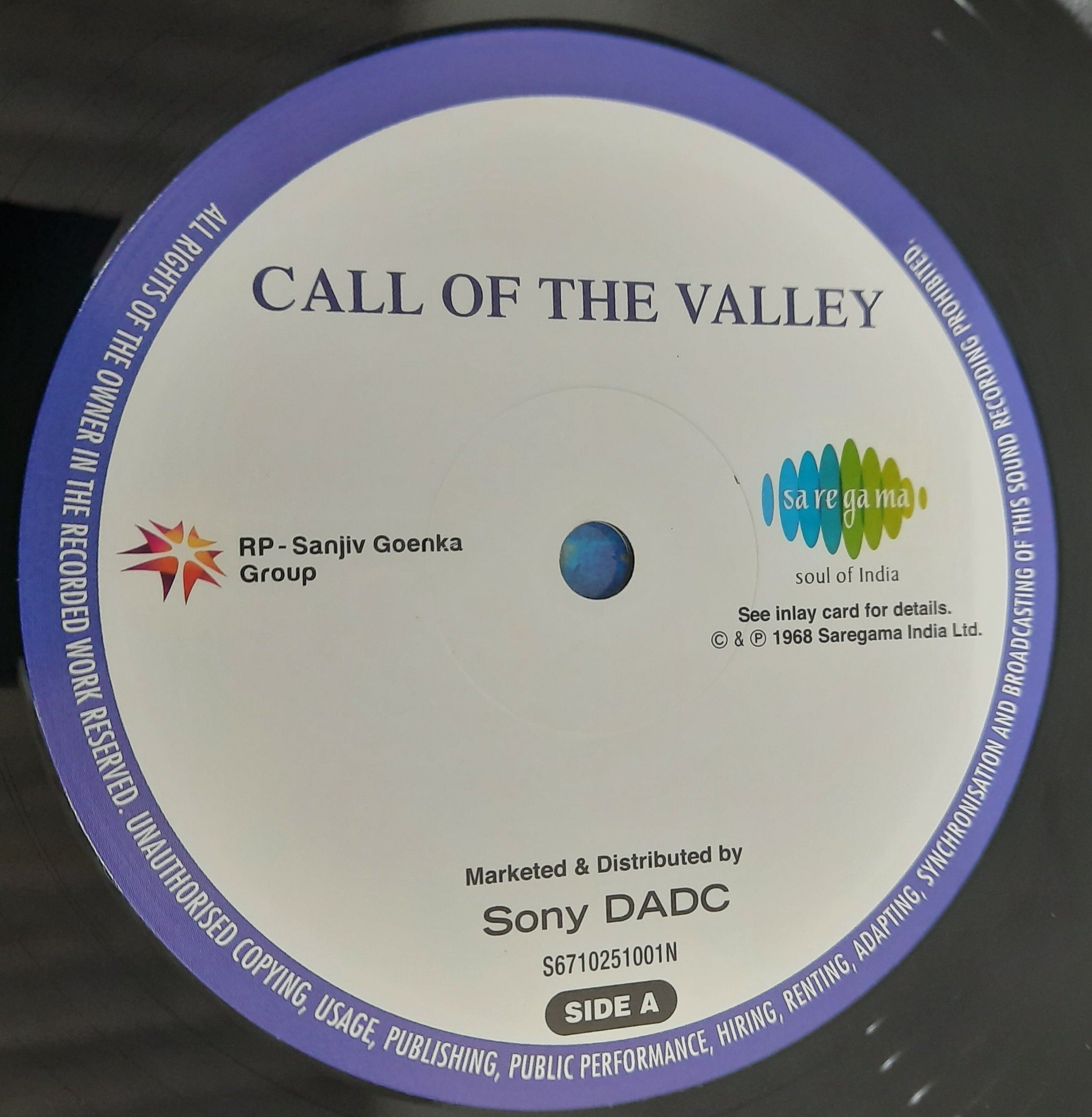 Pandit Shiv Kumar Sharma, Hariprasad Chaurasia, Brij Bhushan Kabra - Call Of The Valley (Vinyl)