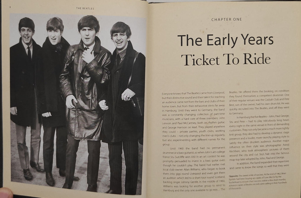 Cover (extra1) - Life in Pictures: The Beatles