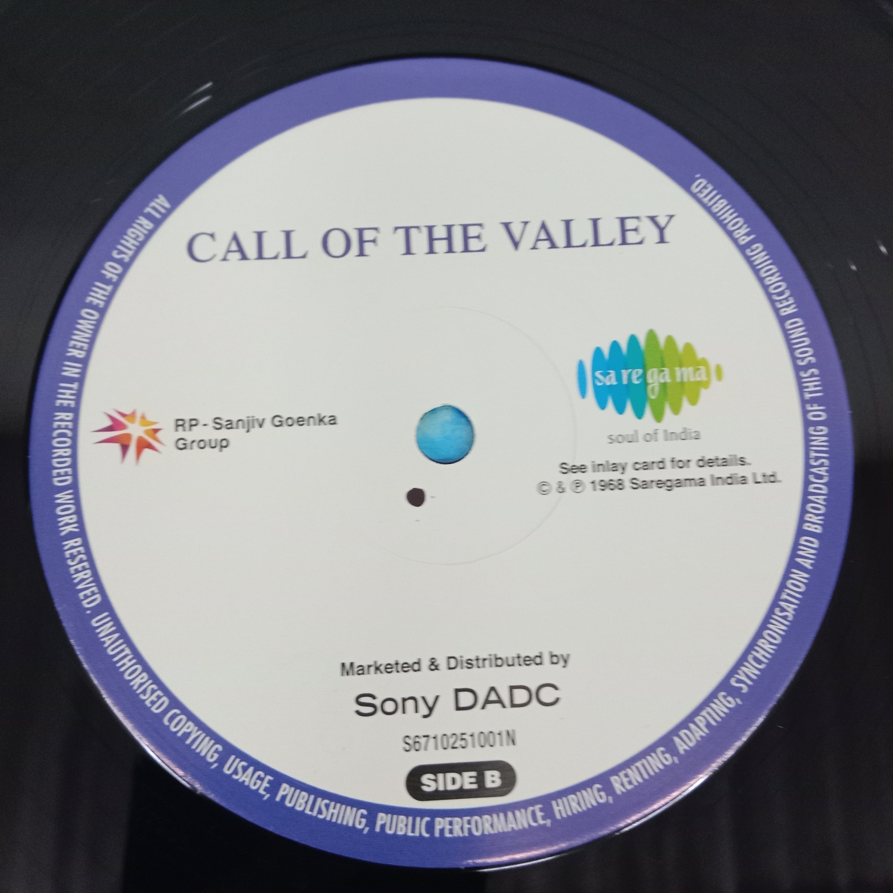Pandit Shiv Kumar Sharma, Hariprasad Chaurasia, Brij Bhushan Kabra - Call Of The Valley (Vinyl)
