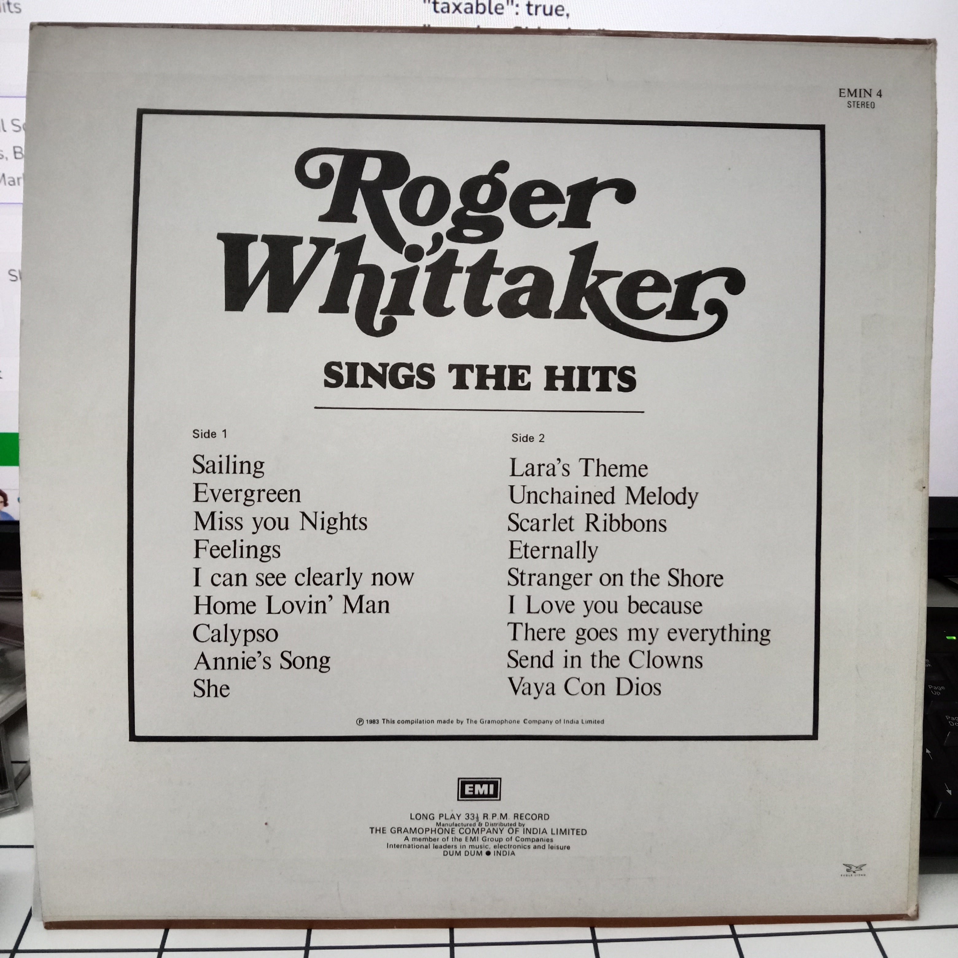 Roger Whittaker - Sings The Hits (Vinyl)