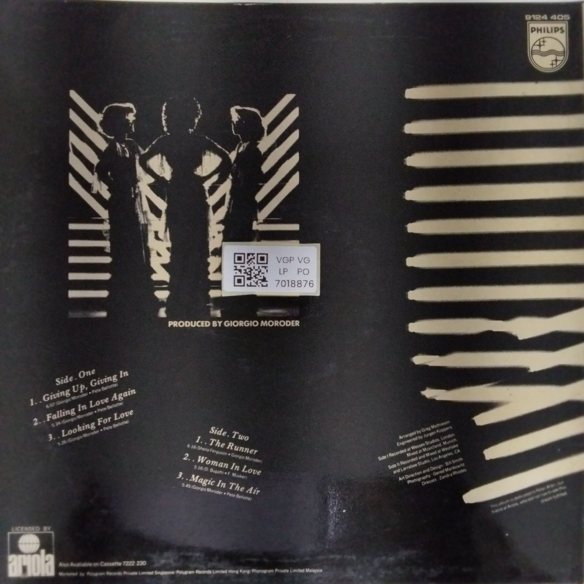 The Three Degrees - New Dimensions (Vinyl)