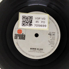 The Three Degrees - Out of Love Again / Woman in Love (45-RPM)
