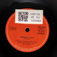 Boney M. - Hooray! Hooray! It's a Holi-Holiday/Ribbons Of Blue (45-RPM)