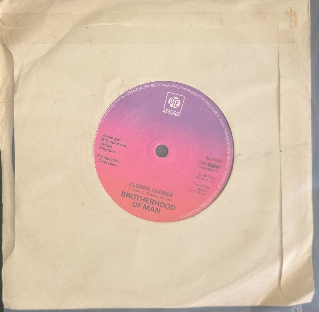 Brotherhood of Man - Closer, Closer (45-RPM)