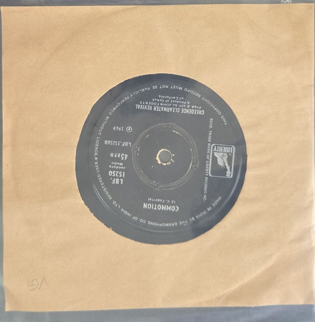 Creedence Clearwater Revival - Commotion / Green River (45-RPM)