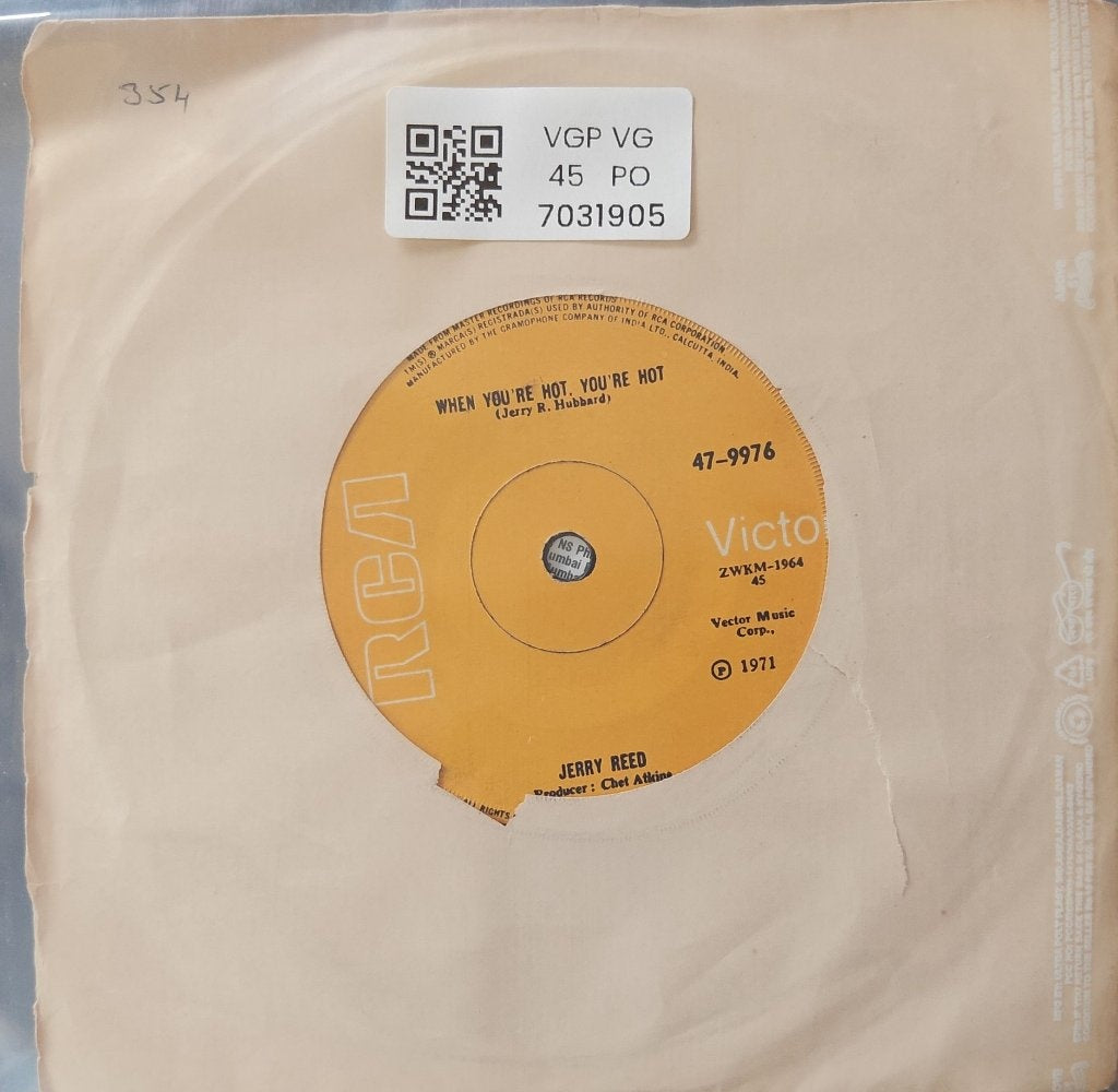 Jerry Reed - When You're Hot, You're Hot / You've Been Cryin' Again (45-RPM)
