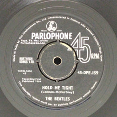 The Beatles - Hold Me Tight / I Saw Her Standing There (45-RPM)