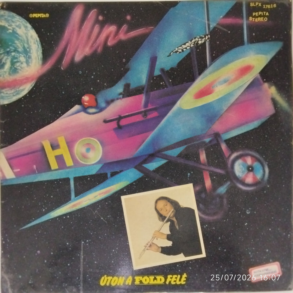 Mini - Úton A Föld Felé (Vinyl)