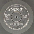 The Solitaires - Please Kiss This Letter (45-RPM)