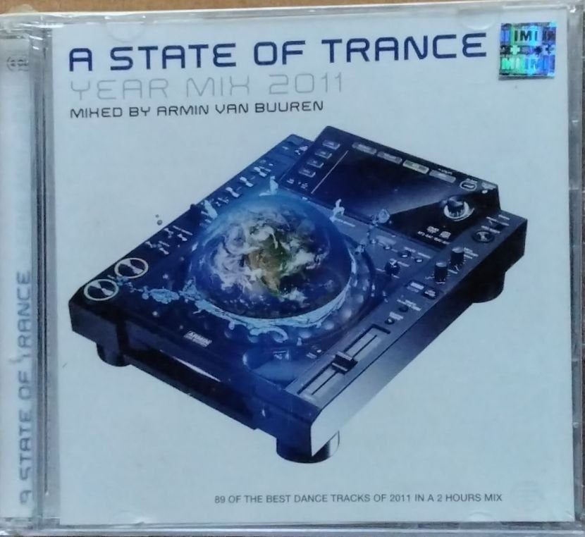 Armin van Buuren - A State of Trance Year Mix 2011 (CD) (2)