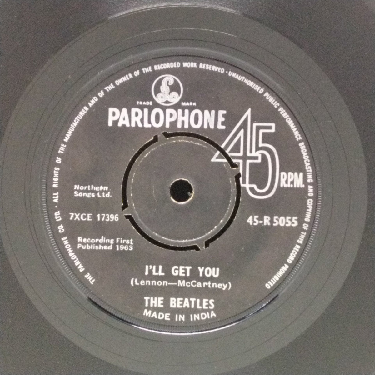 The Beatles - I'll Get You / She Loves You (45-RPM)
