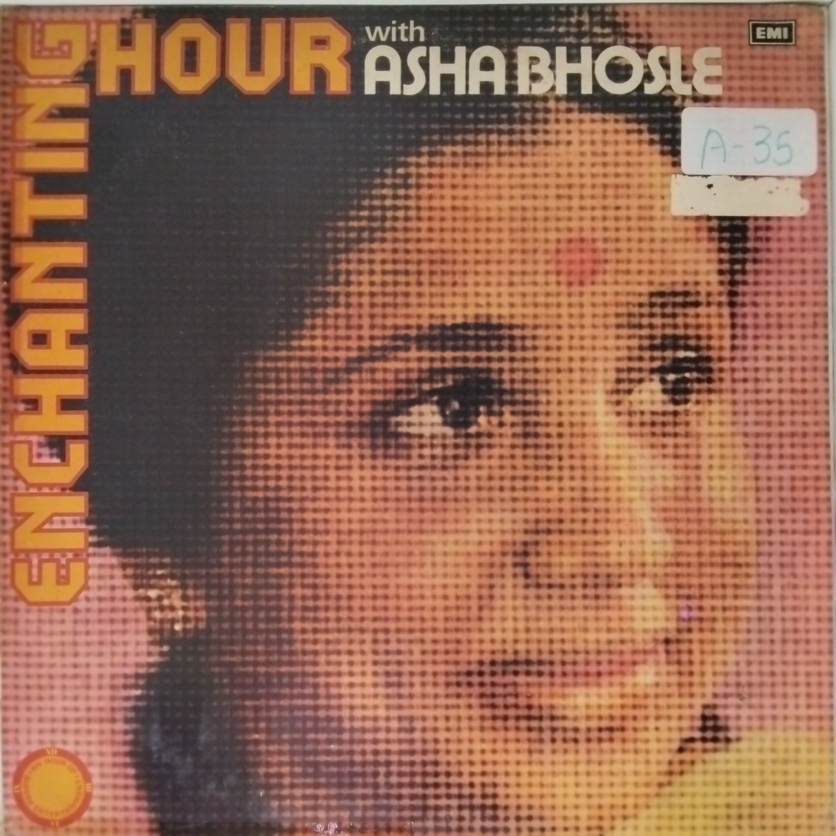 Asha Bhosle - Enchanting Hour with Asha Bhosle (Vinyl)