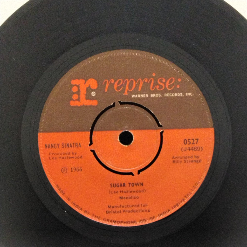 Nancy Sinatra - Sugar Town / Summer Wine (45-RPM)