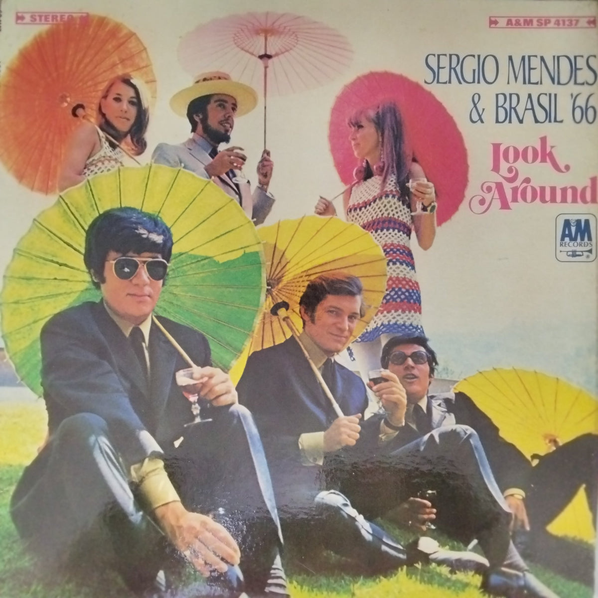 Sergio Mendes & Brasil '66 - Look Around (Vinyl)