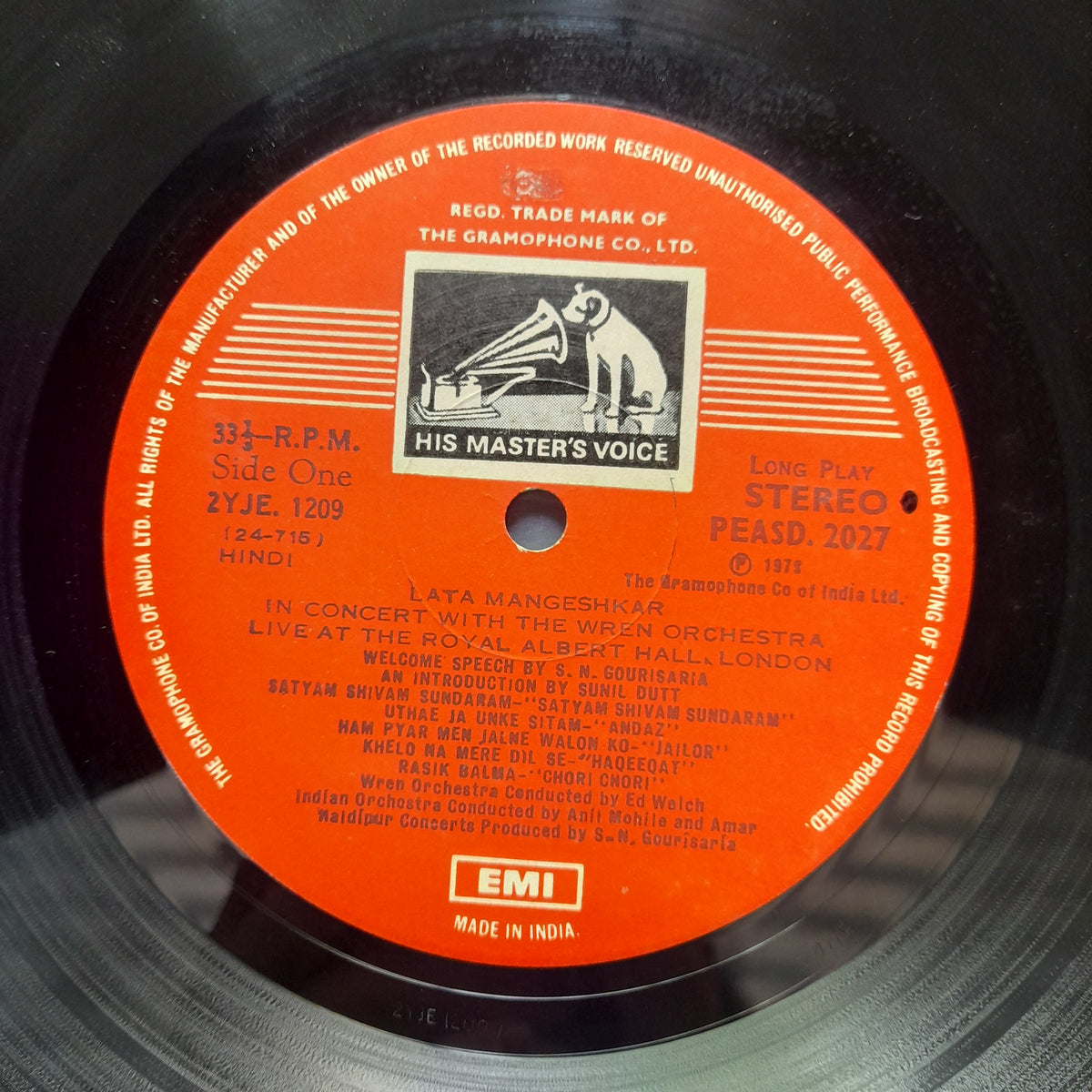 Lata Mangeshkar In Concert With The Wren Orchestra  - Live At The Royal Albert Hall, London (Vinyl)