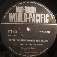 Shri Sathya Sai Baba - Chants The Bajans (Vinyl) Image