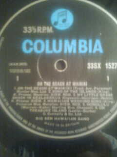 Big Ben Hawaiian Band - On The Beach At Waikiki (Vinyl) Image