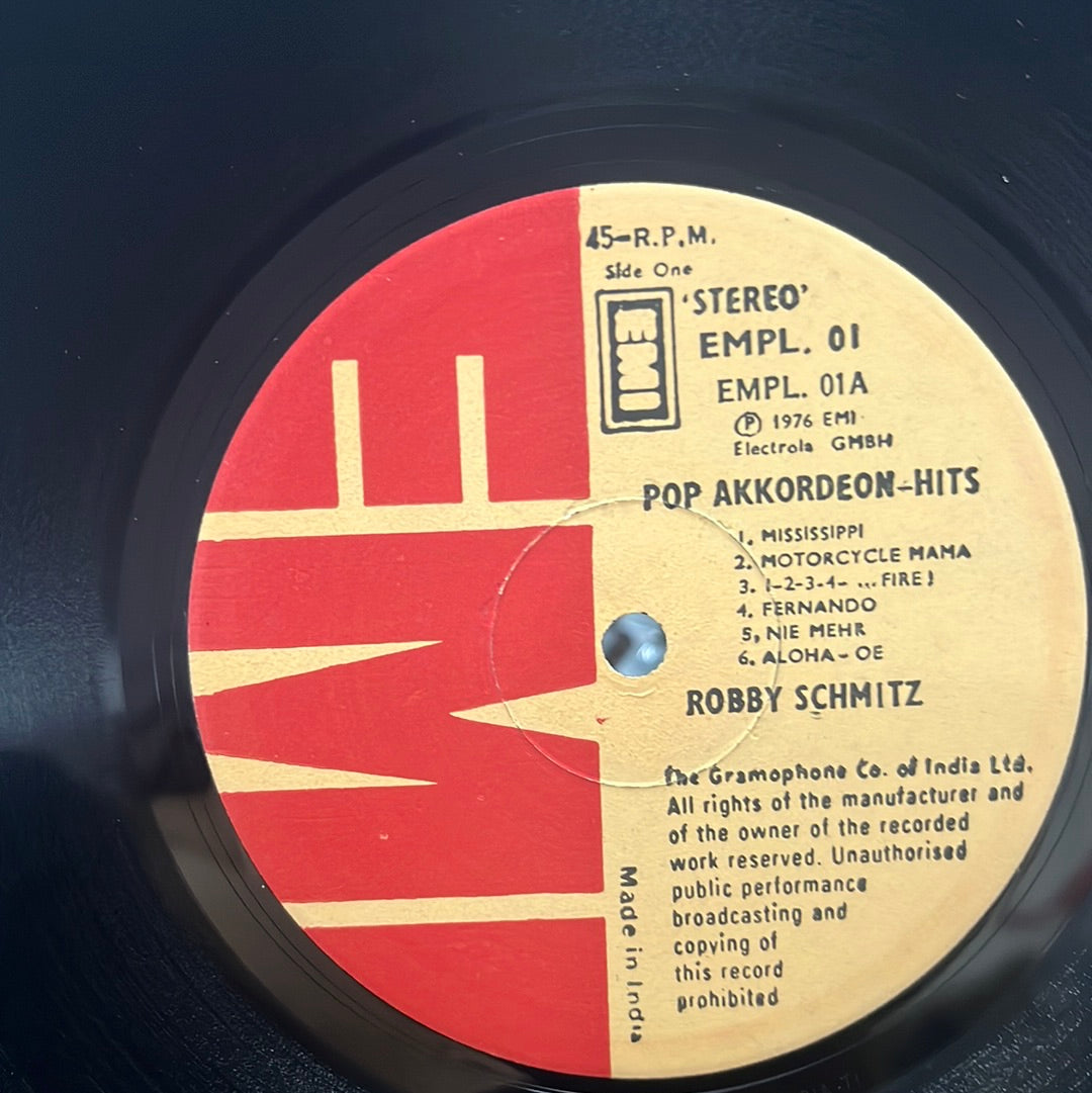 Robby Schmitz  - Pop Akkordeon Hits (Vinyl)